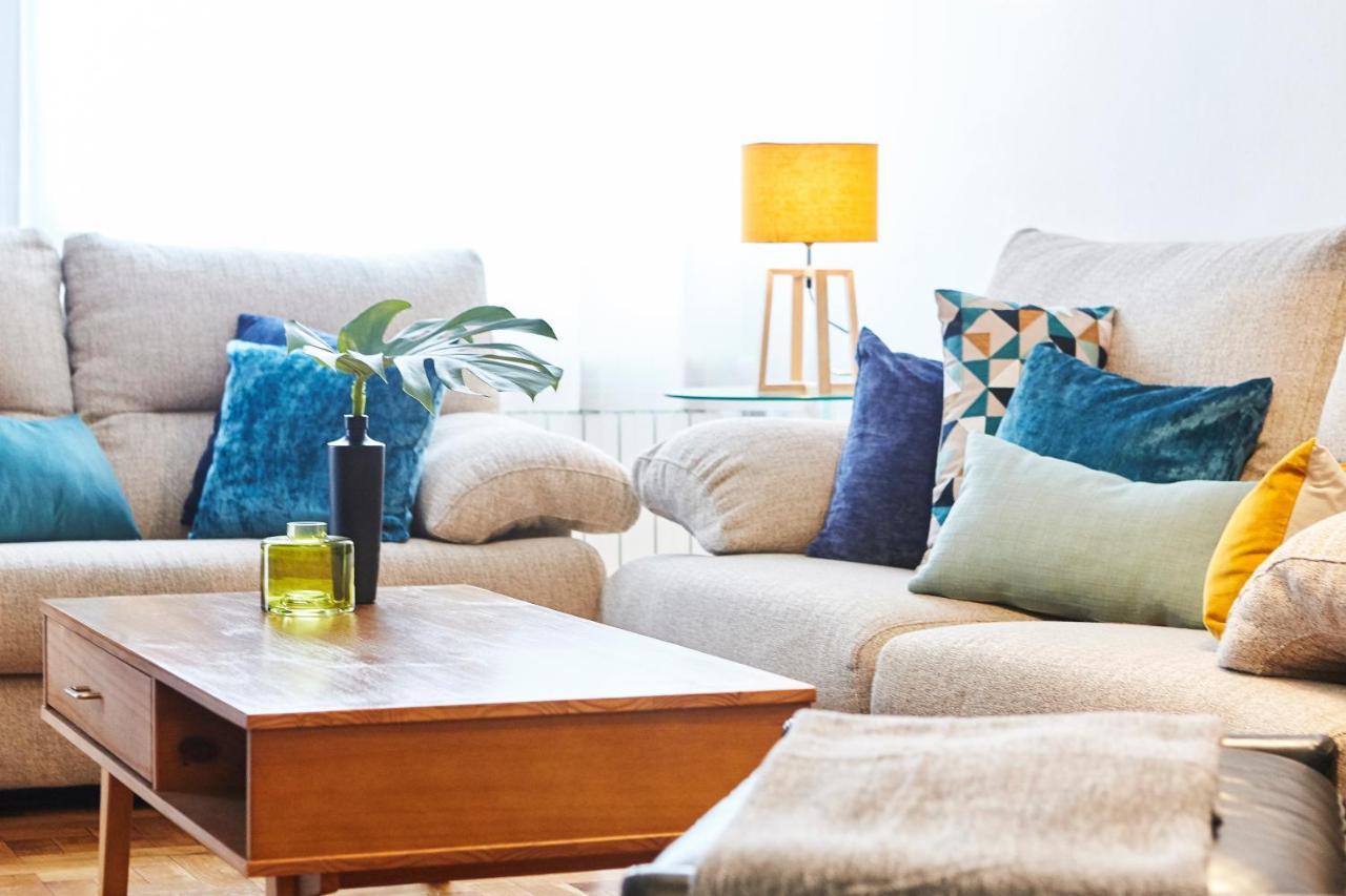 Salaberria With Private Garage Apartamento *