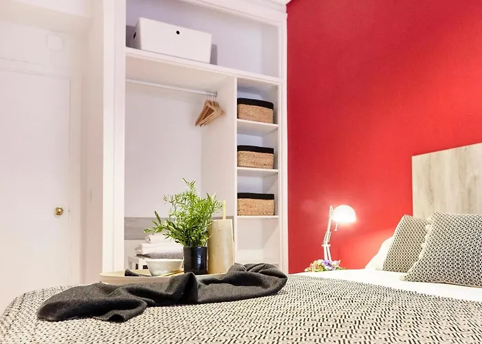 Salaberria Apartment With Private Garage